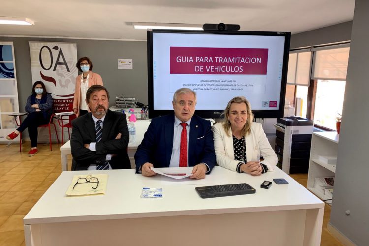 Presentación en la Delegación Colegial de Palencia del nuevo procedimiento, a través de la NUBE para la revisión y validación de trámites que se puedan imprimir en la citada Delegación