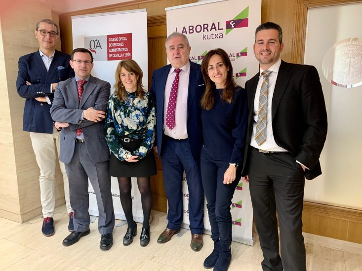 Convenio de colaboración del Colegio gA de Castilla y León , firmado con Laboral Kutxa, con fecha 28 de abril de 2022