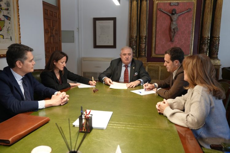 Reunión en la Diputación Provincial de Valladolid